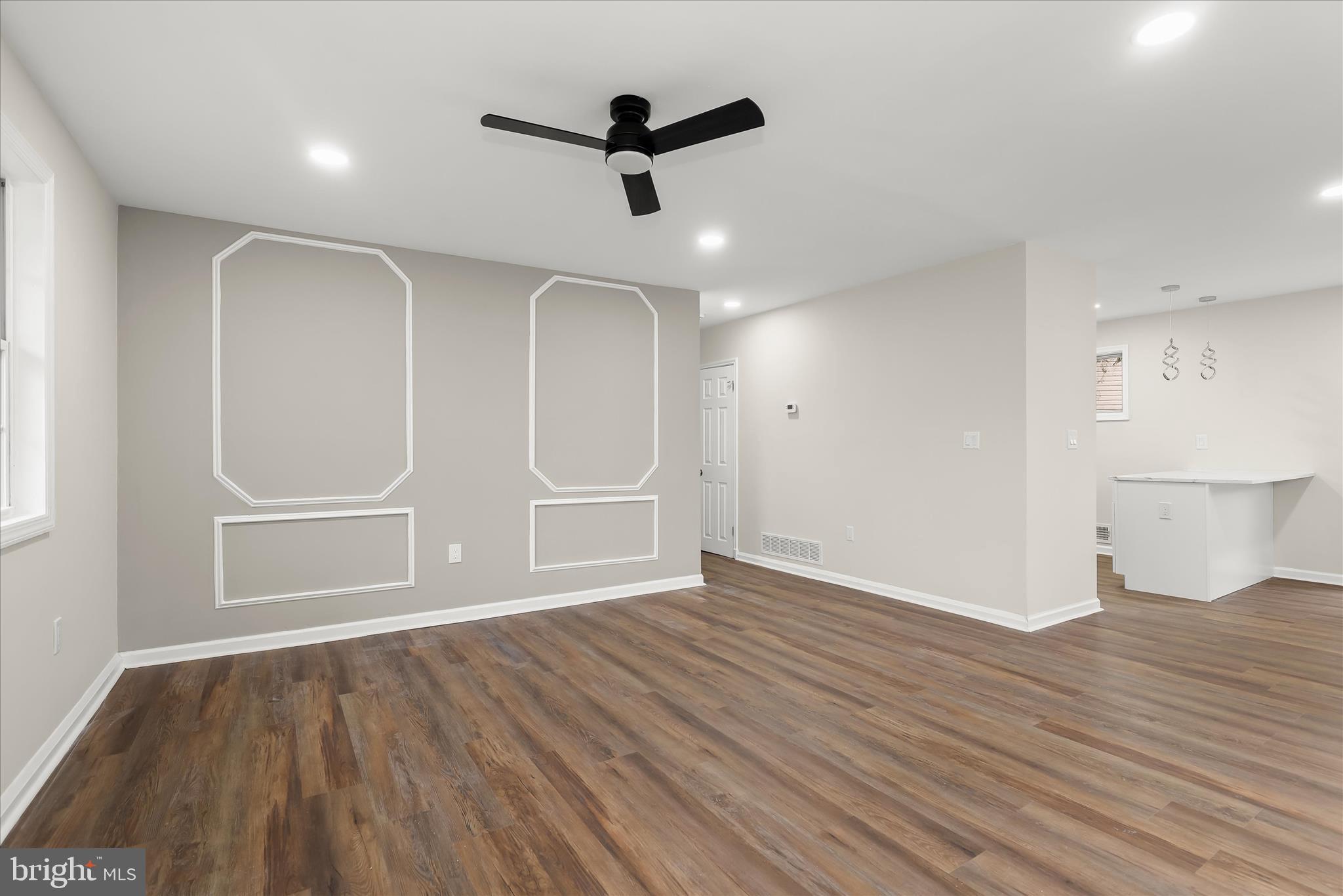 GARDENVILLE - Residential