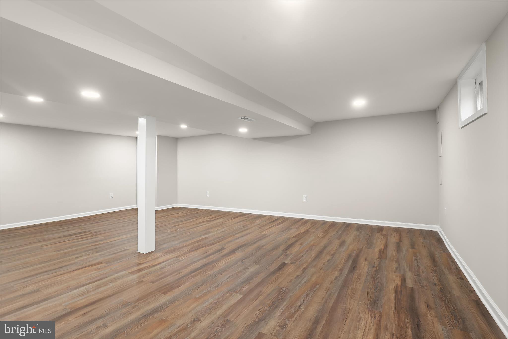 GARDENVILLE - Residential