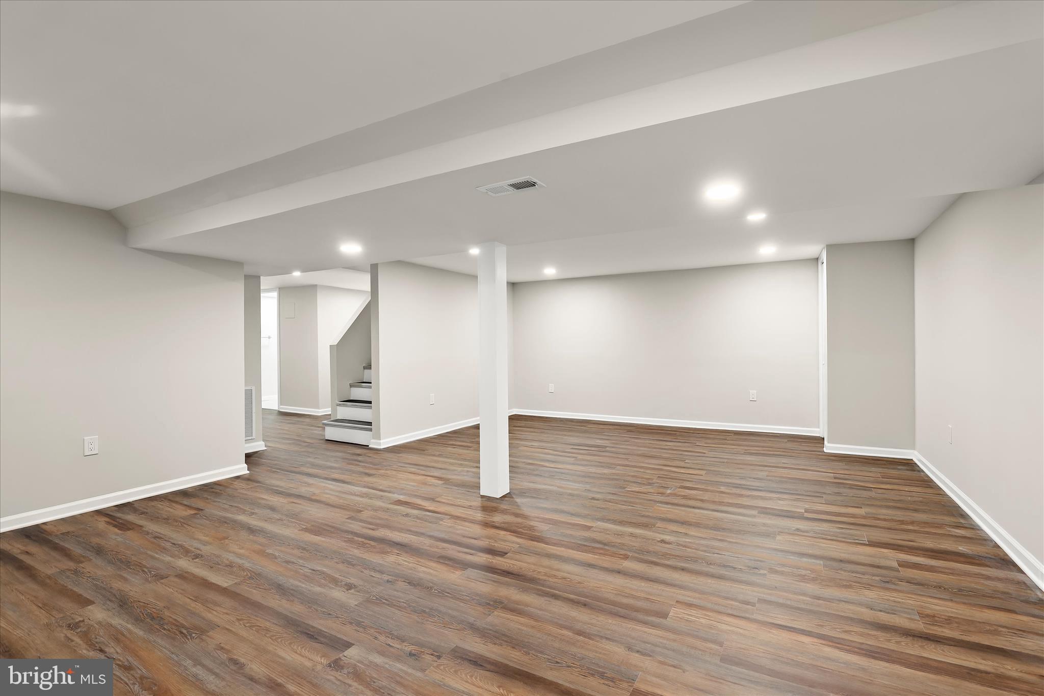 GARDENVILLE - Residential