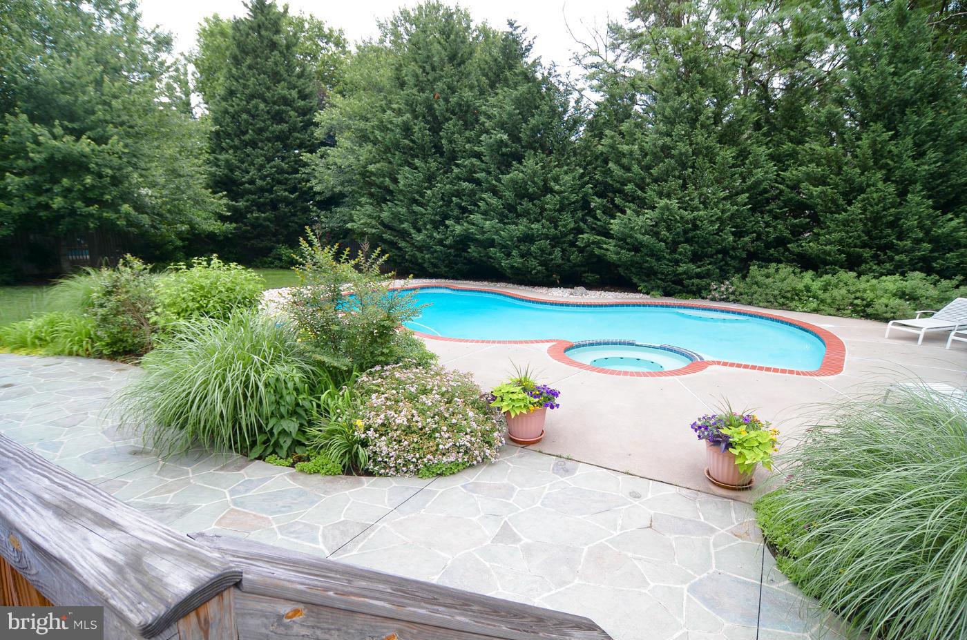 POPLAR PARK - Residential