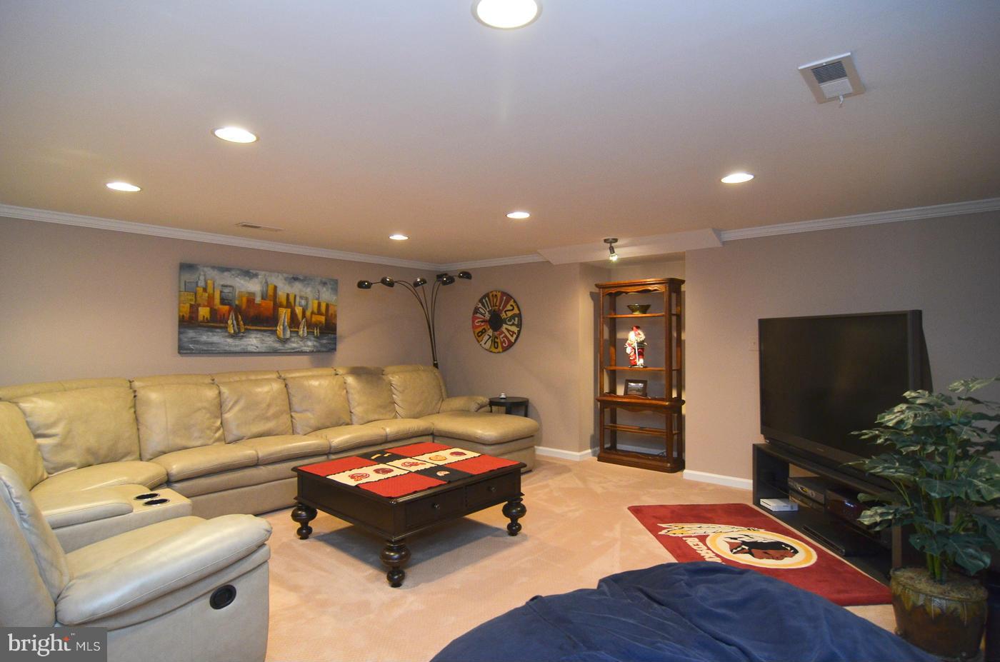 POPLAR PARK - Residential