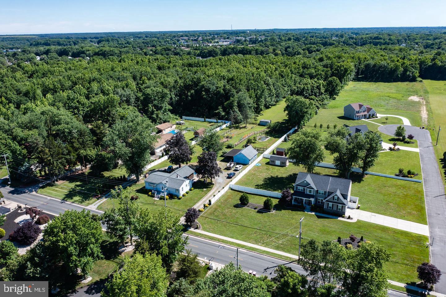 98 KELLY DRIVER ROAD