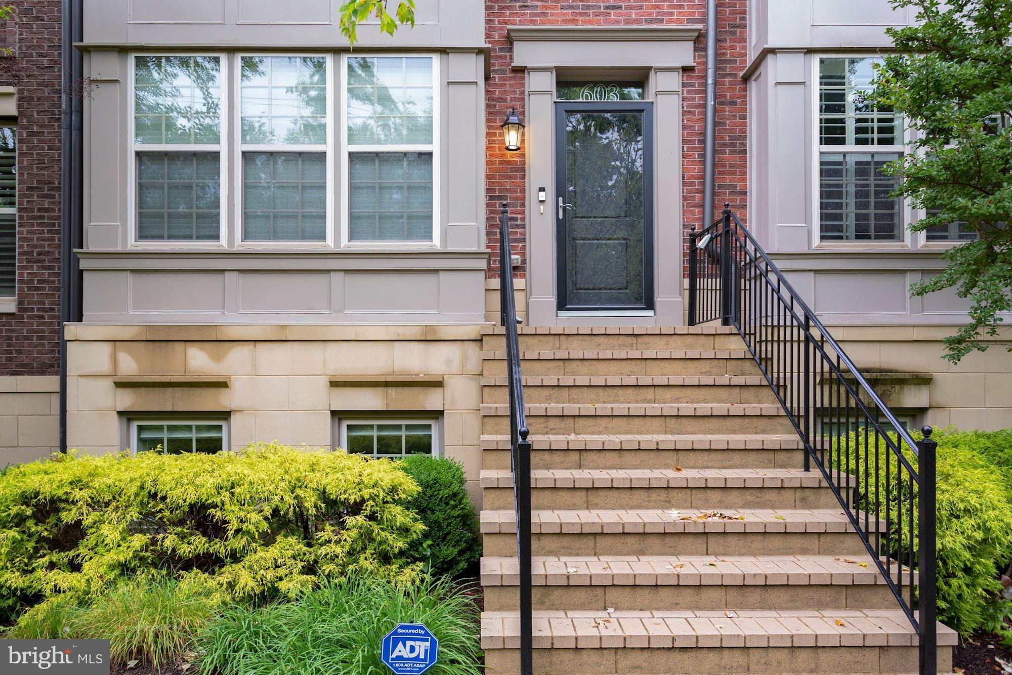 POTOMAC OVERLOOK AT NATIONAL HARBOR - Residential Lease