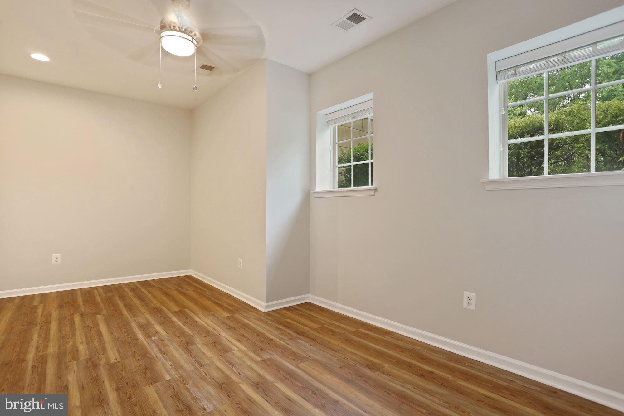 POTOMAC OVERLOOK AT NATIONAL HARBOR - Residential Lease