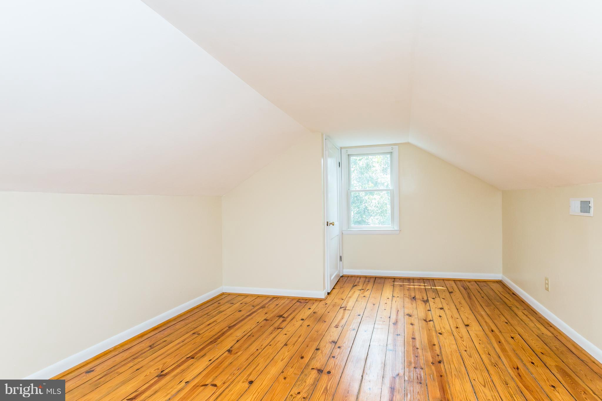 HOLBROOK - Residential Lease