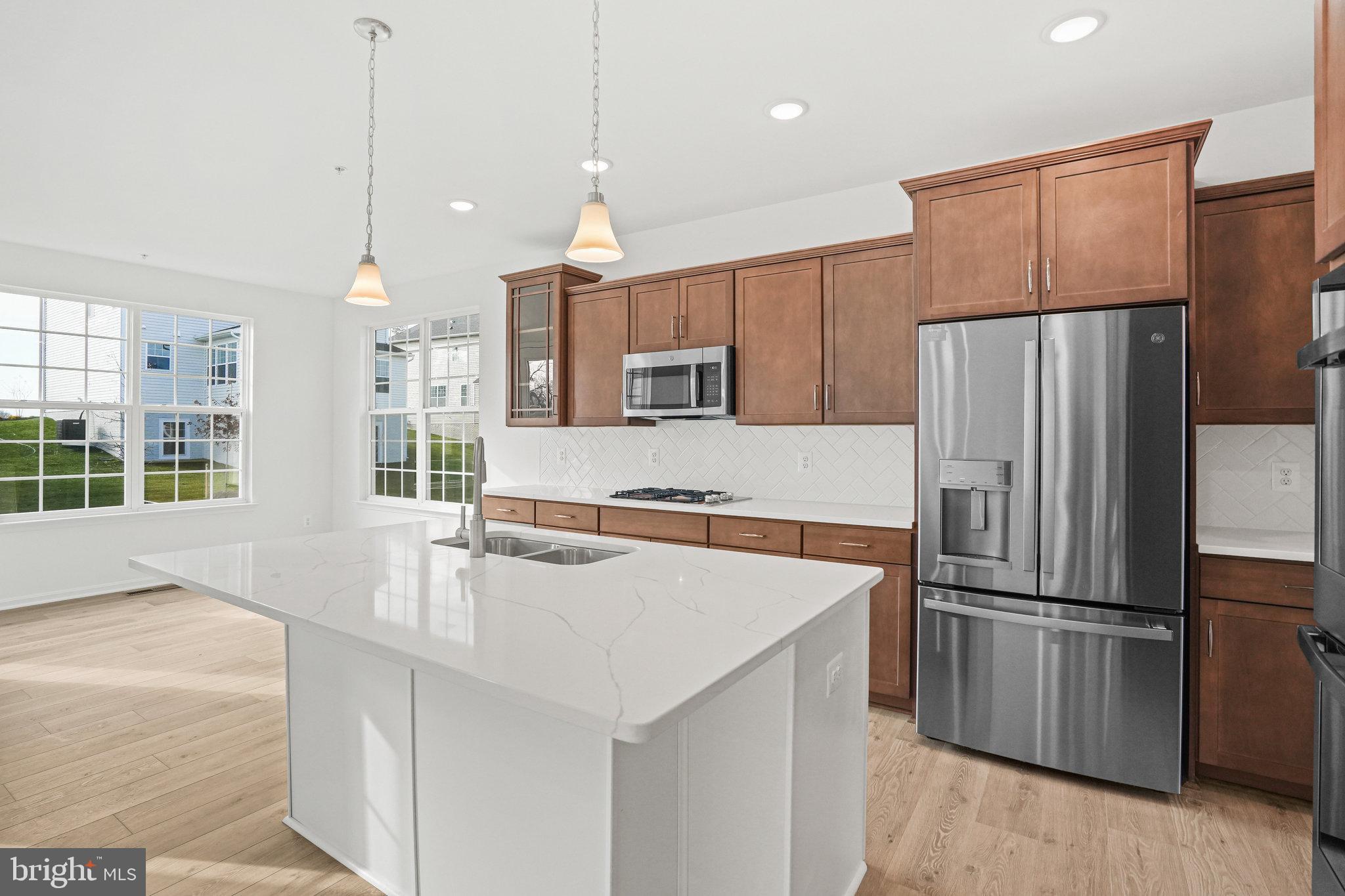 FAIRWAY ESTATES - Residential