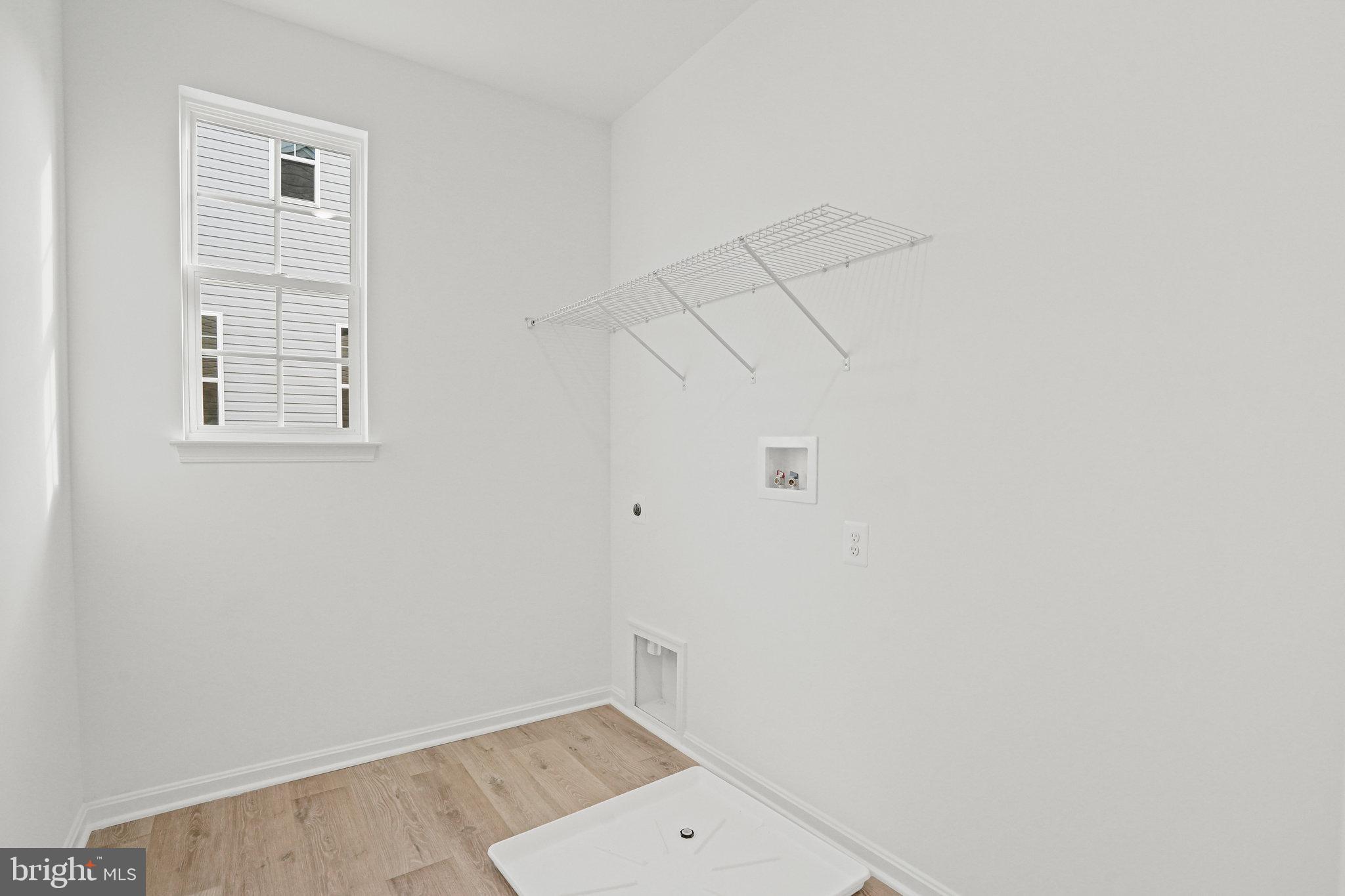 FAIRWAY ESTATES - Residential