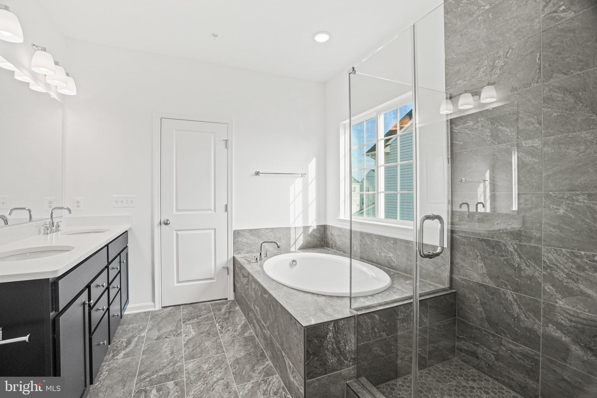 FAIRWAY ESTATES - Residential