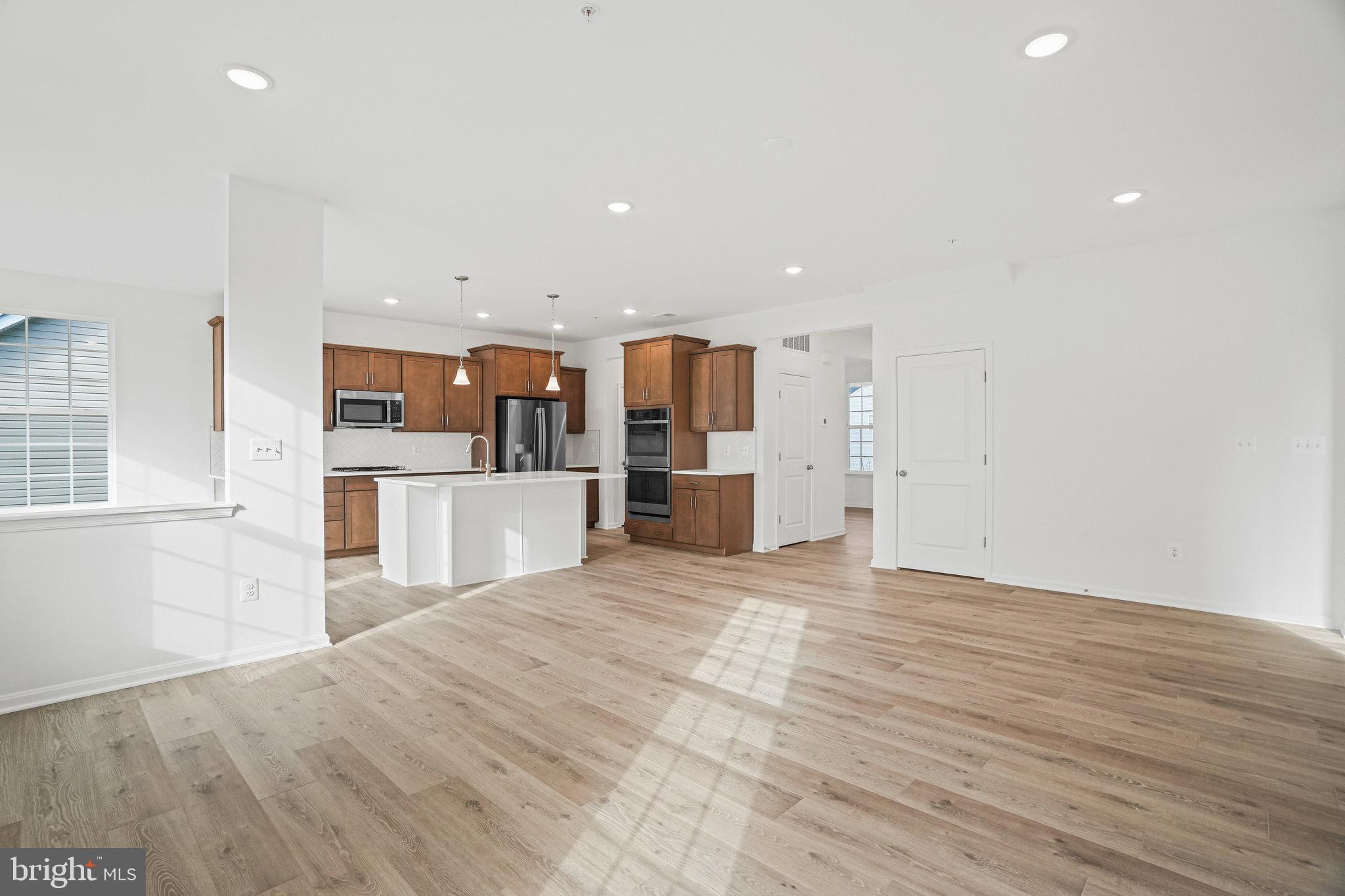 FAIRWAY ESTATES - Residential