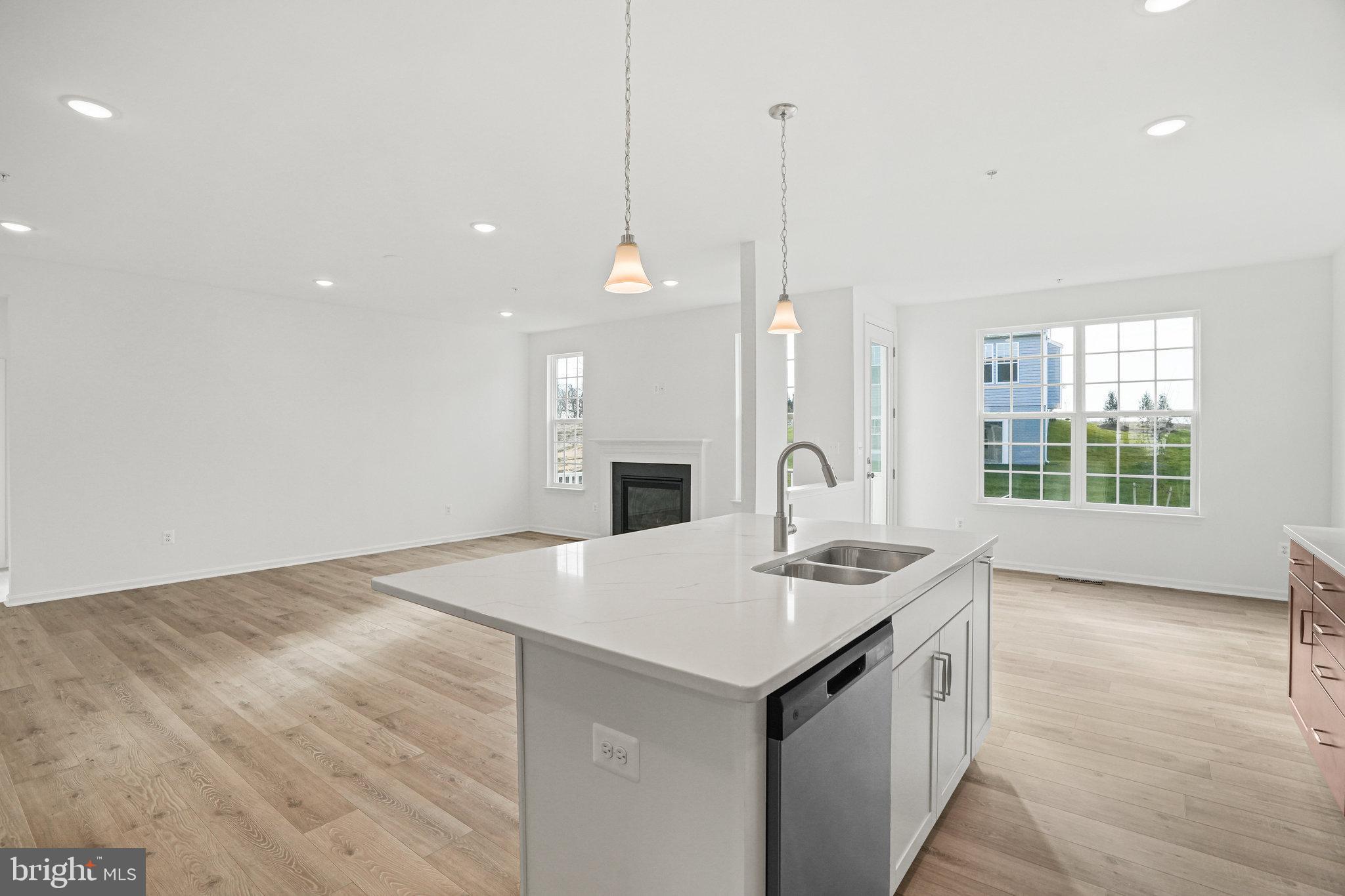 FAIRWAY ESTATES - Residential