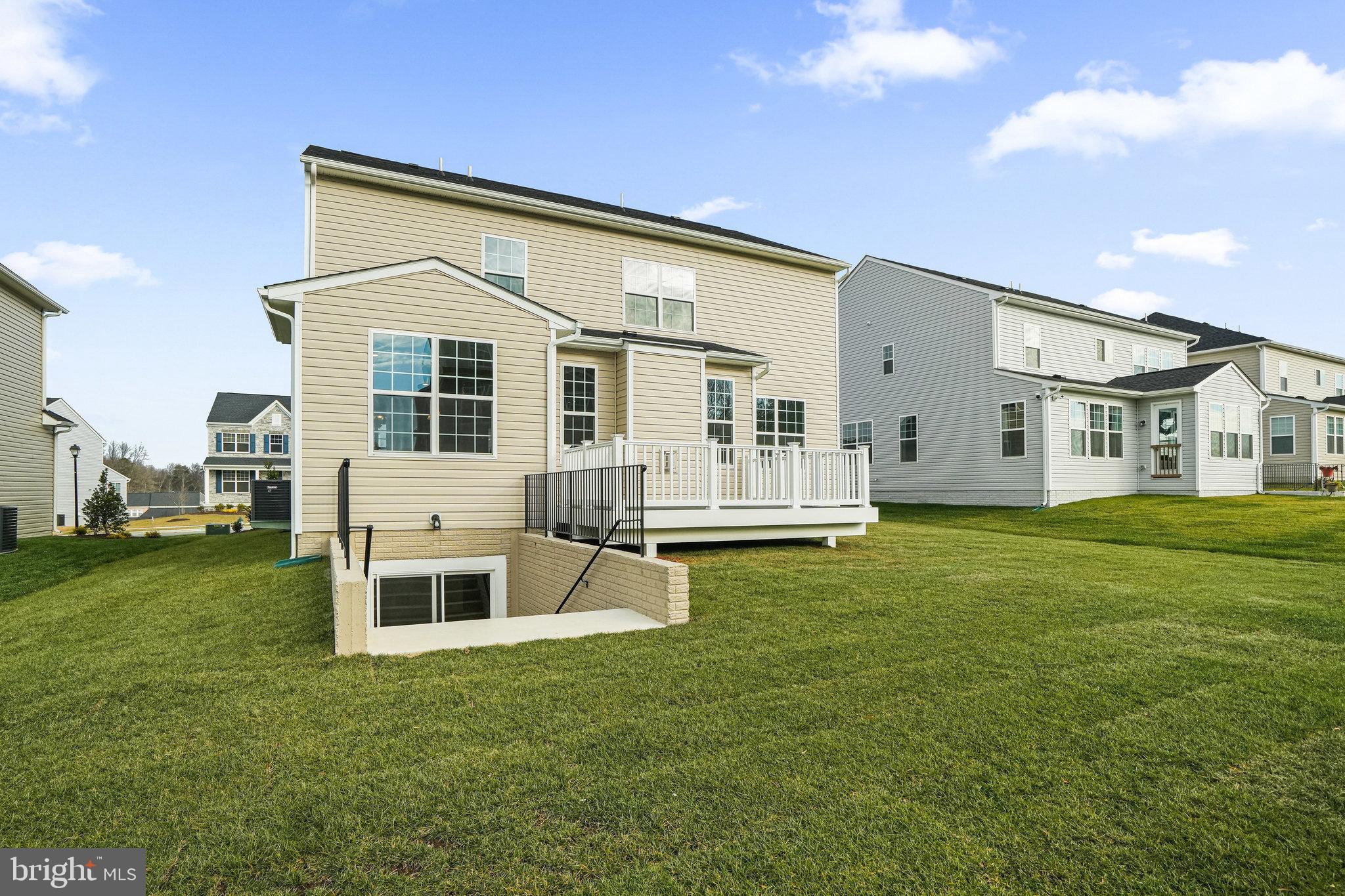 FAIRWAY ESTATES - Residential