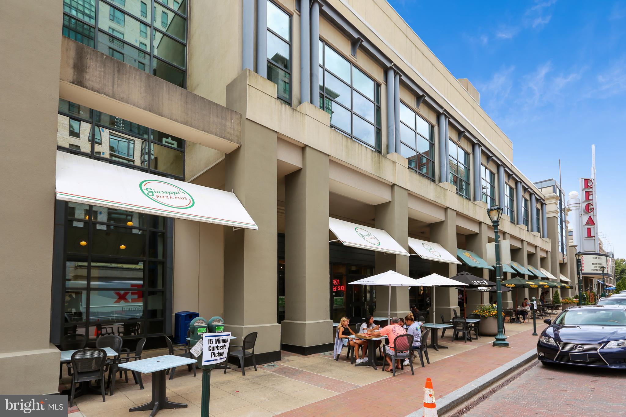 KING FARM VILLAGE CENTER - Residential Lease