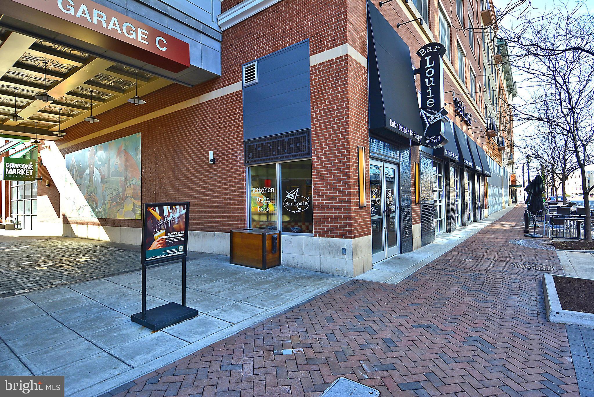 KING FARM VILLAGE CENTER - Residential Lease