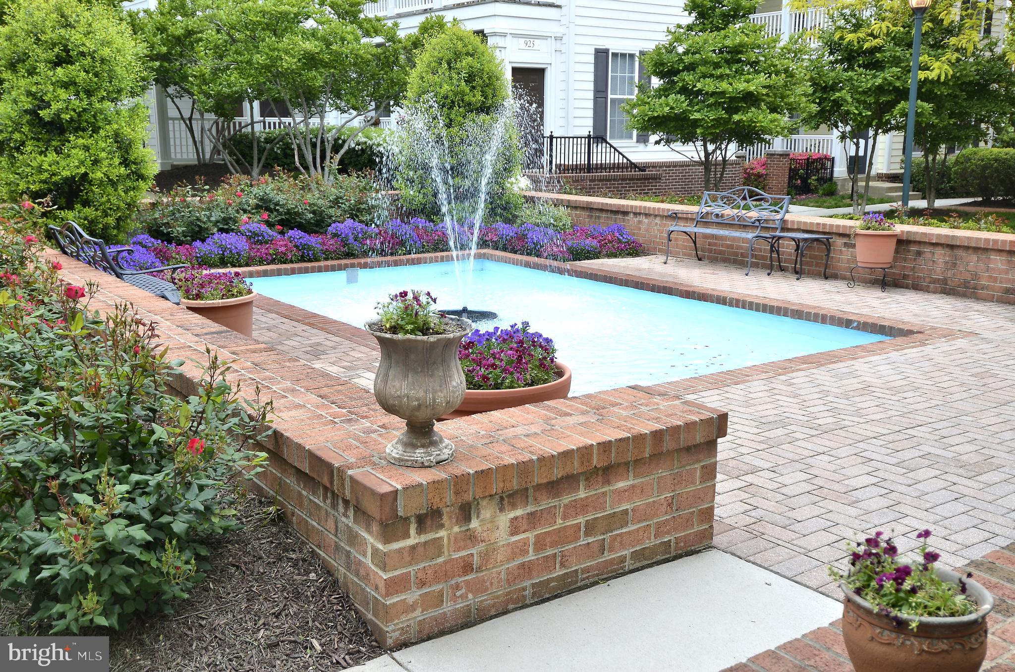 KING FARM VILLAGE CENTER - Residential Lease