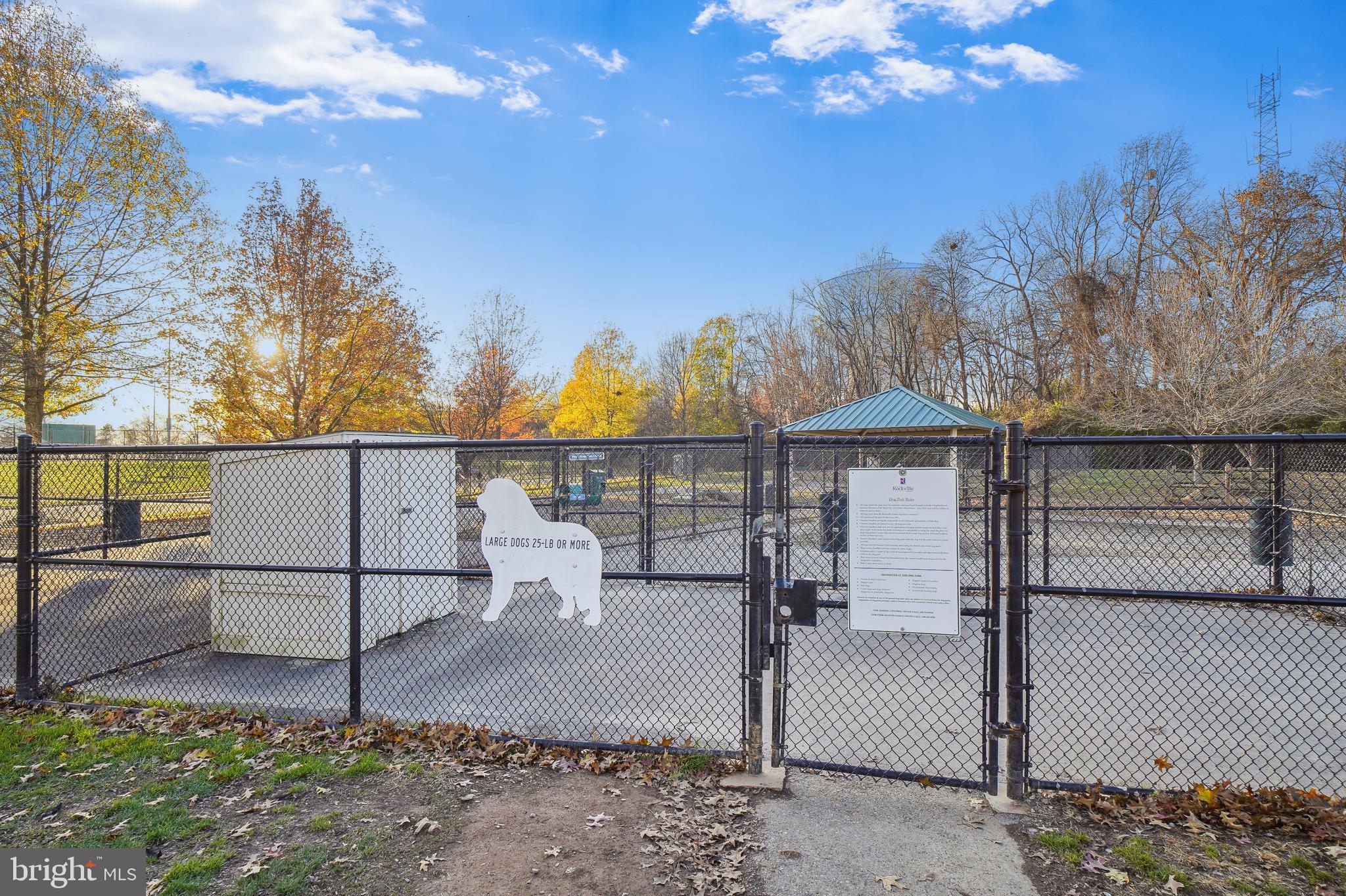 KING FARM VILLAGE CENTER - Residential Lease