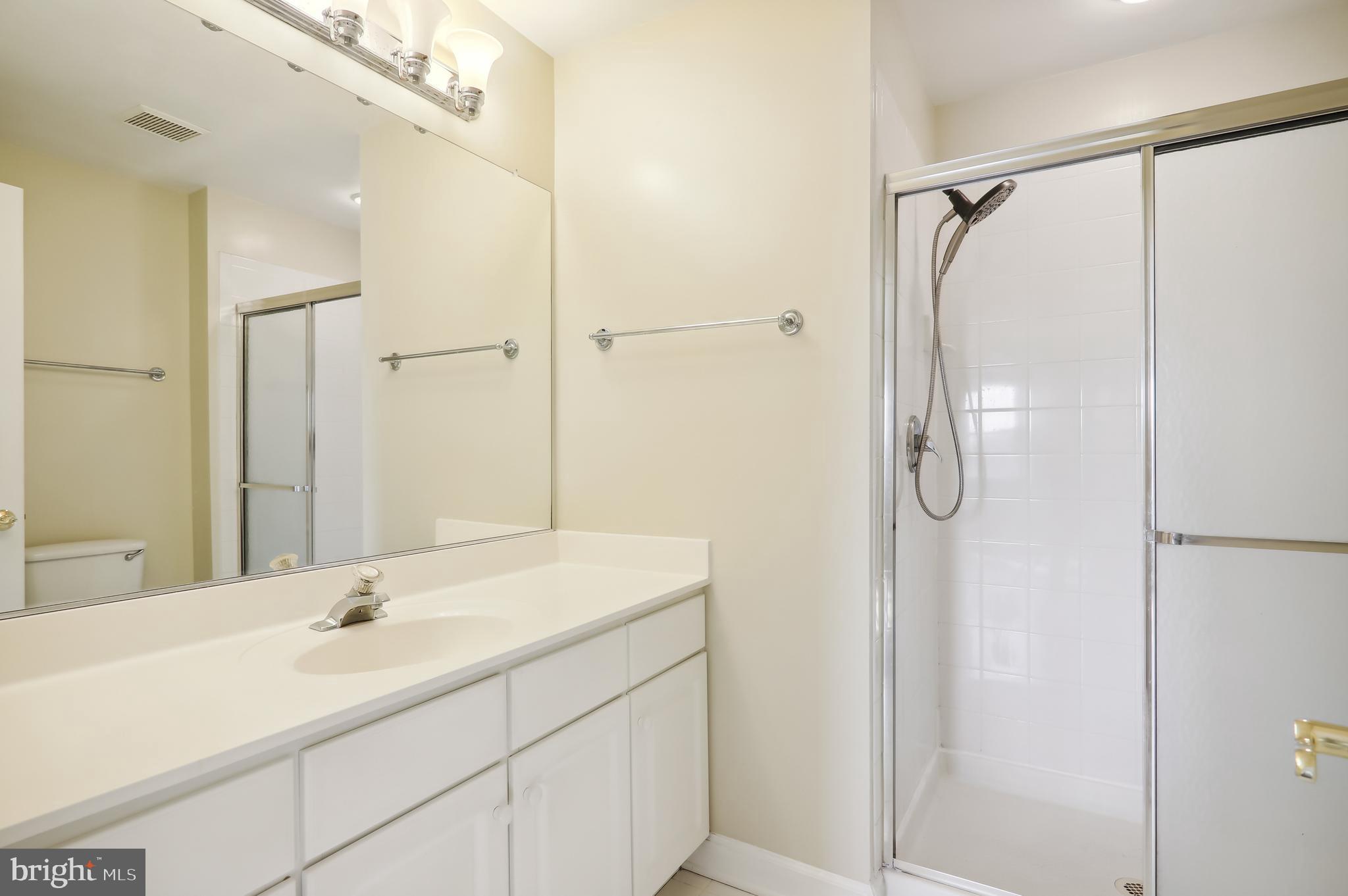 KING FARM VILLAGE CENTER - Residential Lease