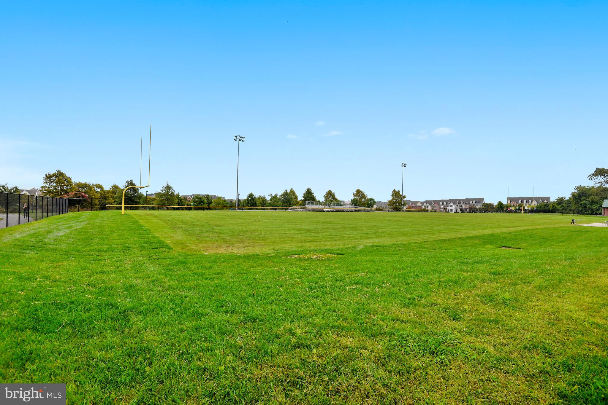 KING FARM VILLAGE CENTER - Residential Lease