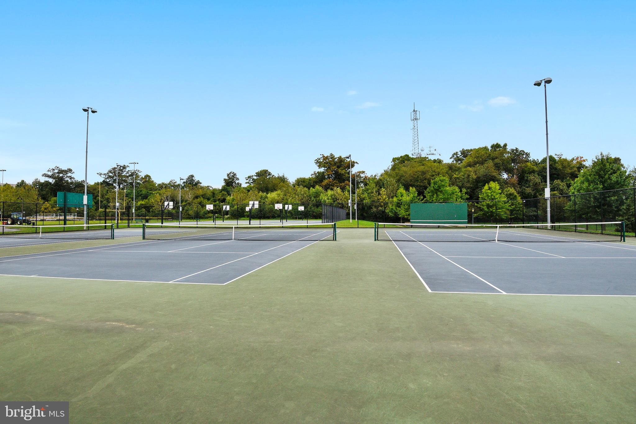 KING FARM VILLAGE CENTER - Residential Lease