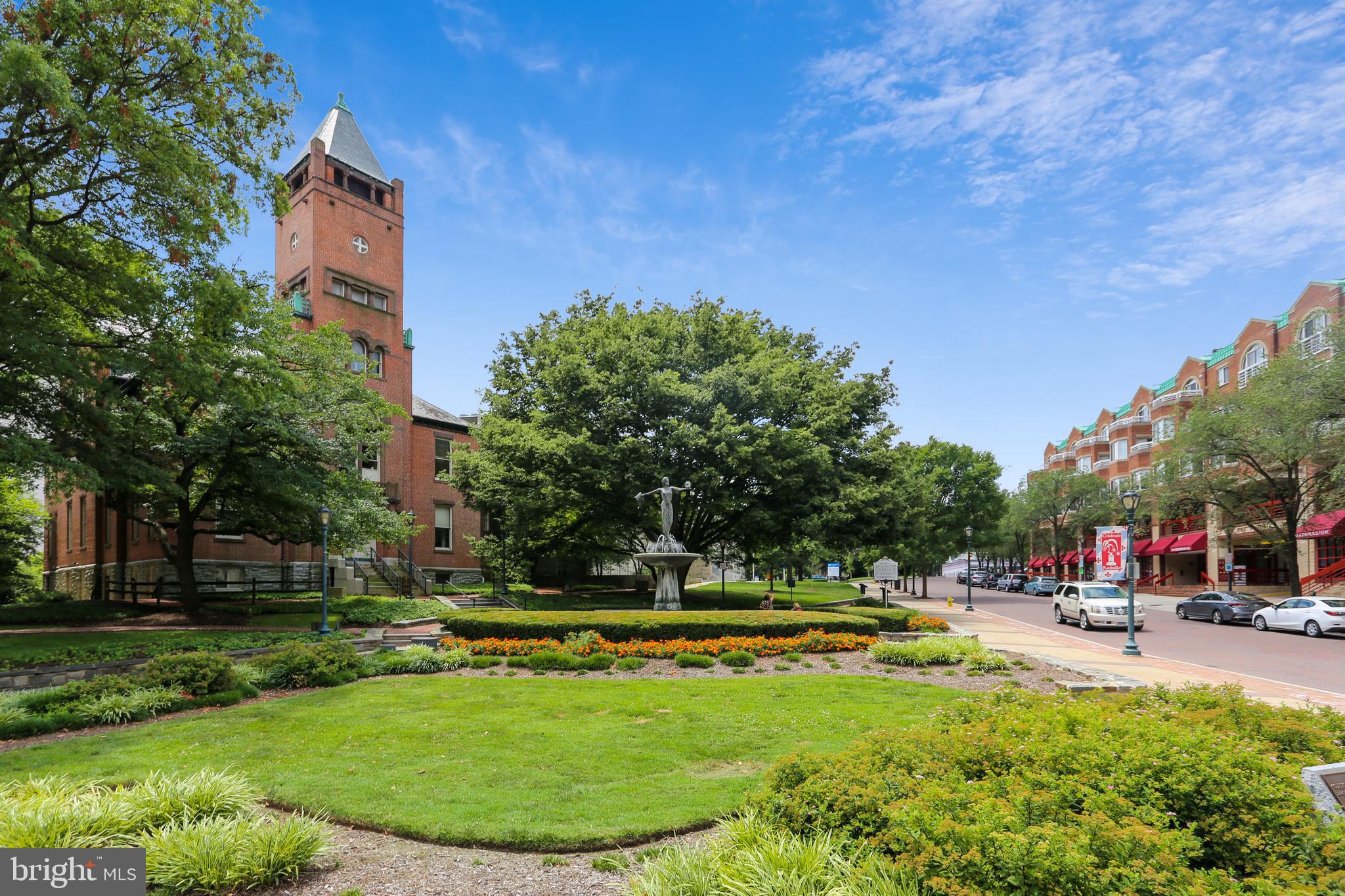 KING FARM VILLAGE CENTER - Residential Lease
