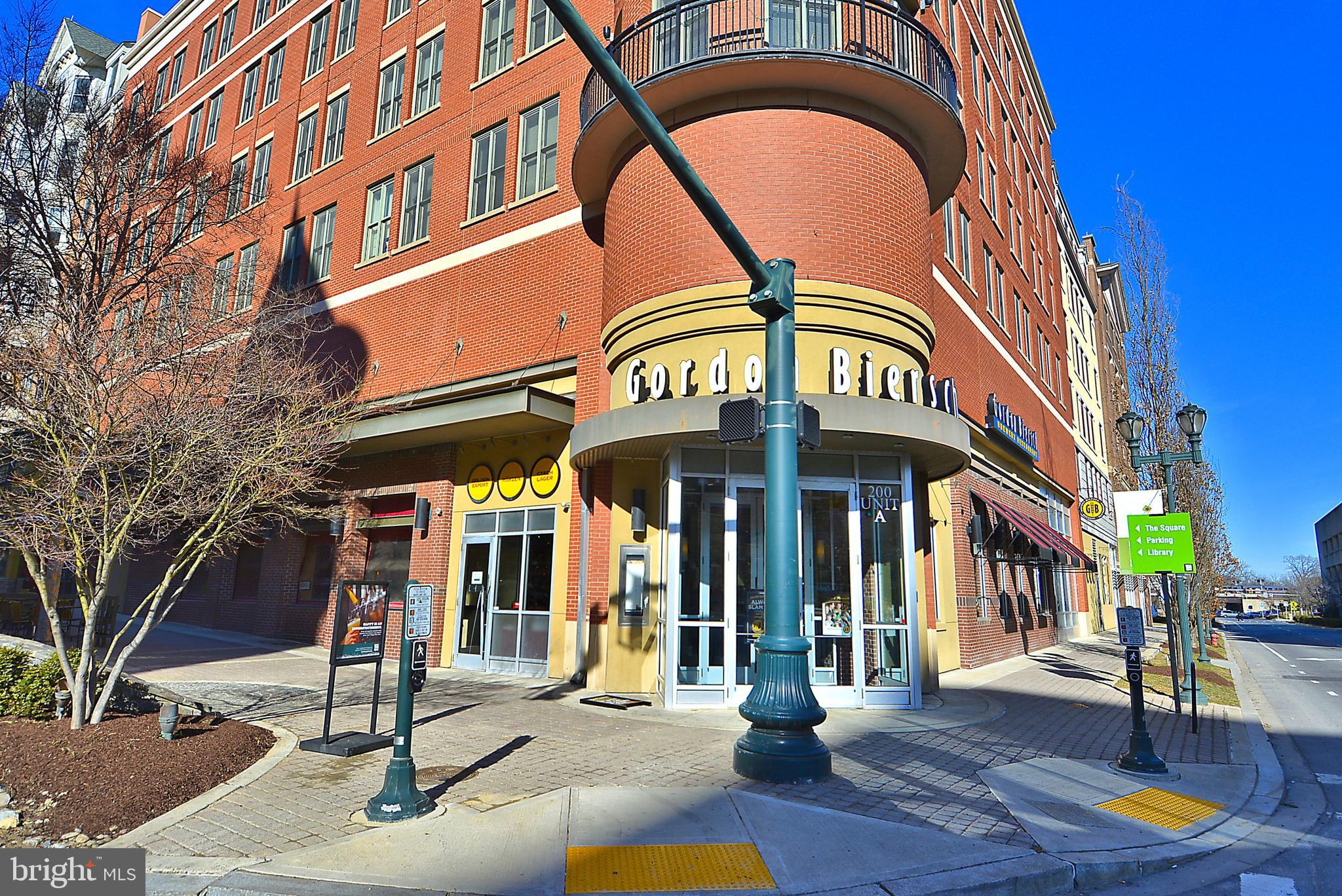 KING FARM VILLAGE CENTER - Residential Lease