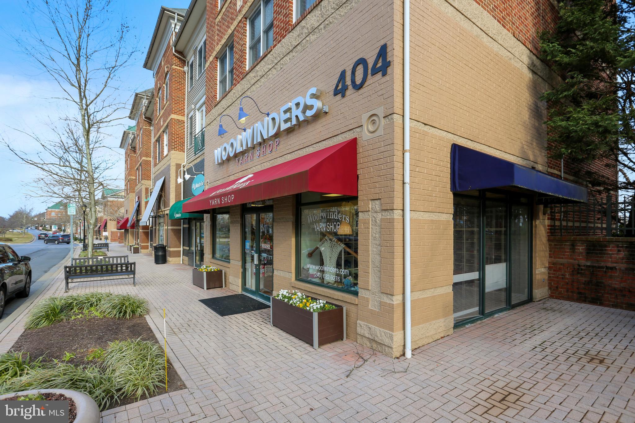 KING FARM VILLAGE CENTER - Residential Lease
