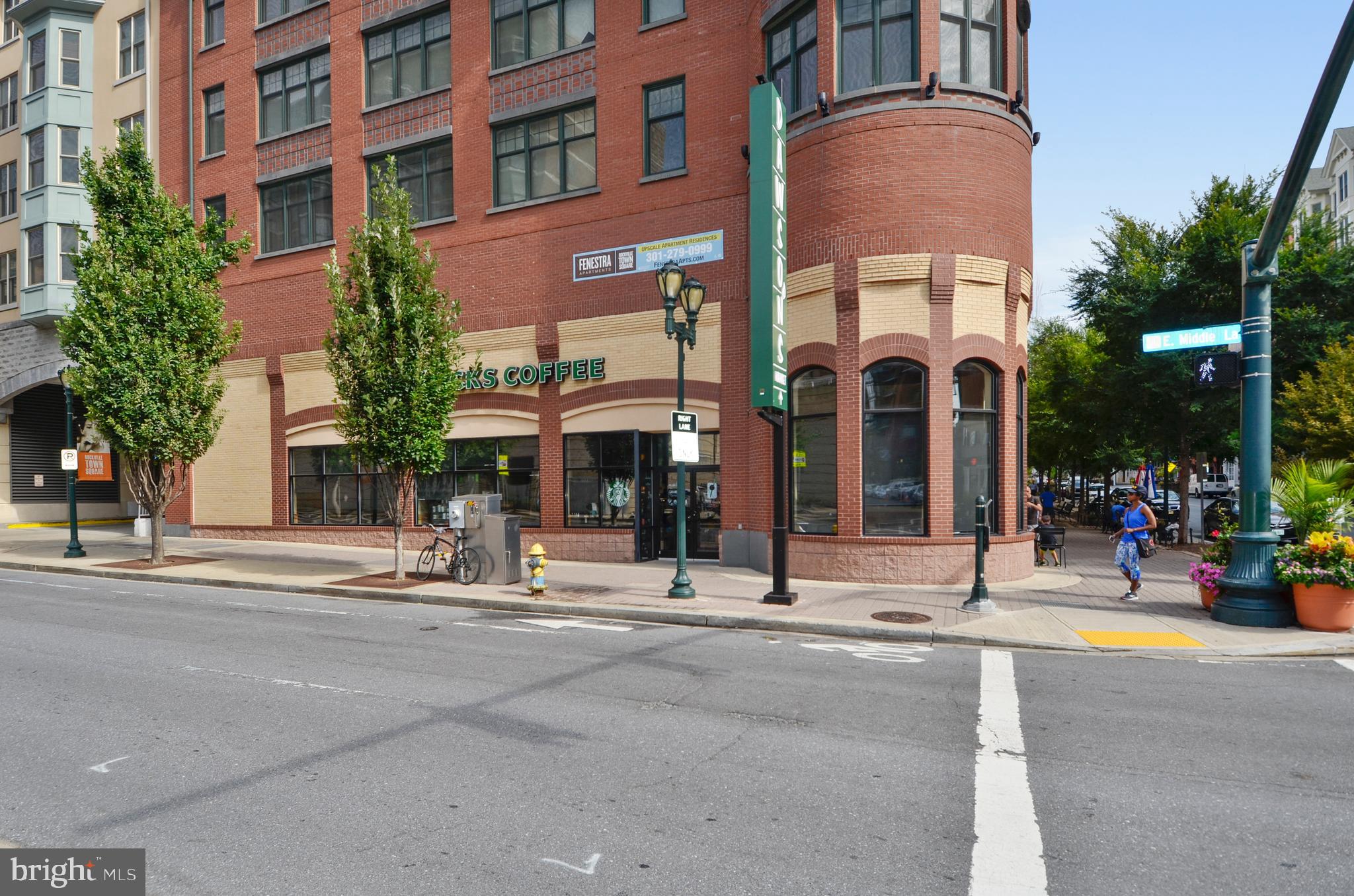KING FARM VILLAGE CENTER - Residential Lease