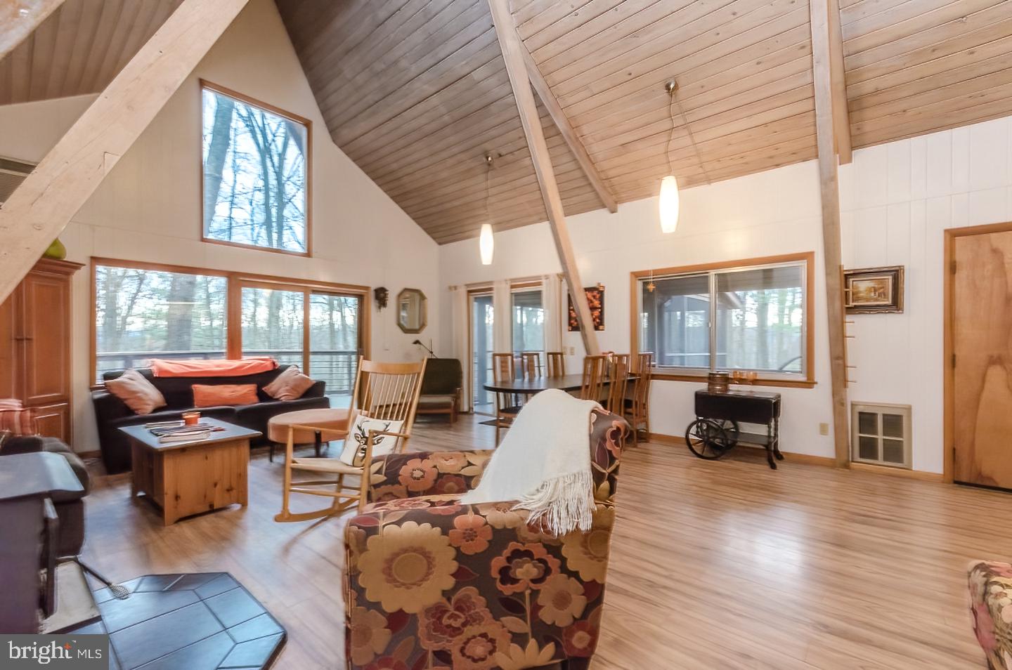 COOLFONT MOUNTAINSIDE - Residential