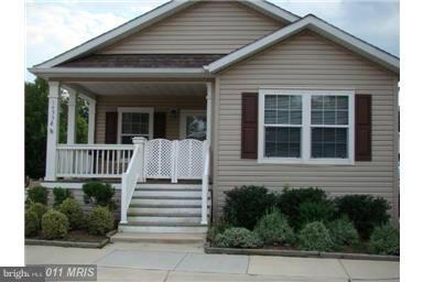 THE MEADOWS - Residential Lease