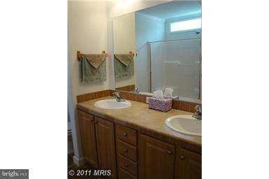 THE MEADOWS - Residential Lease