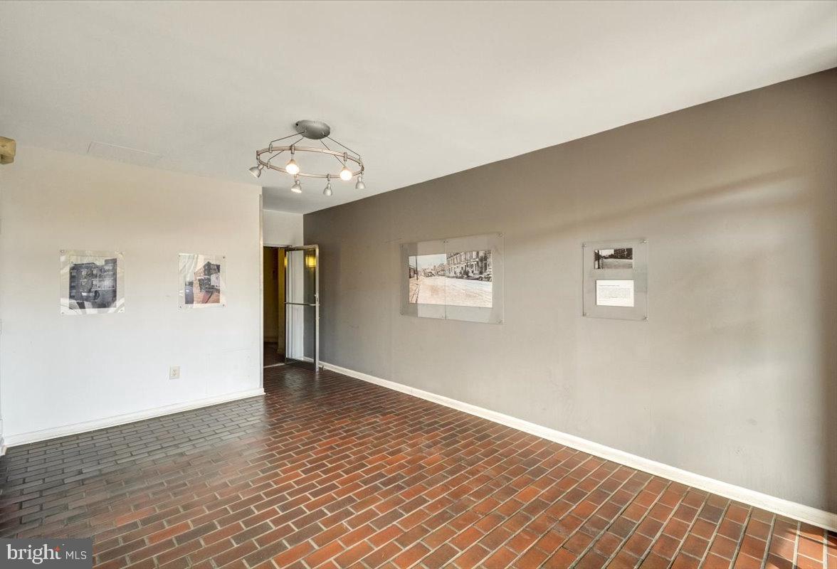 MOUNT VERNON PLACE HISTORIC DISTRICT - Residential