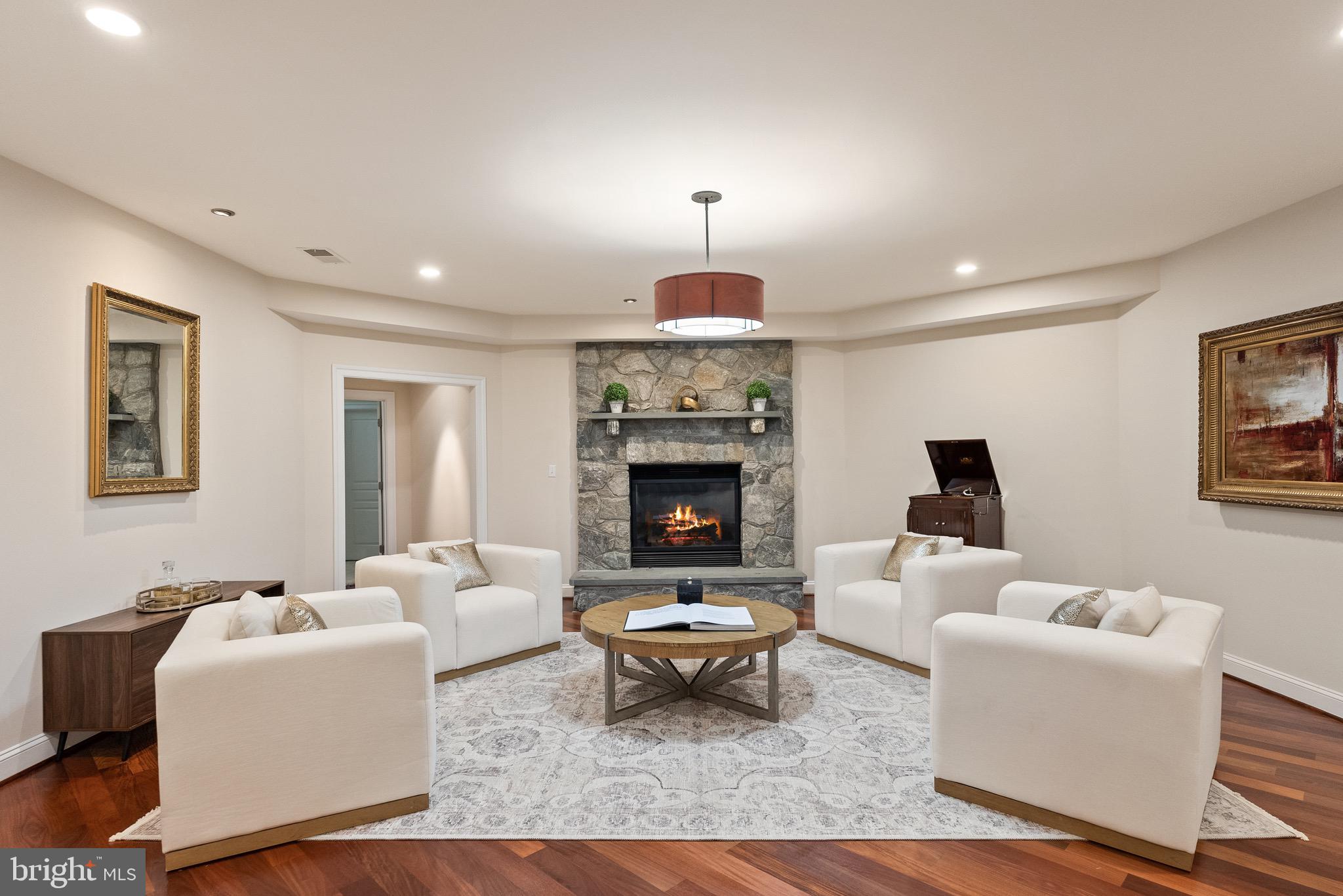 MARQUETTE - Residential