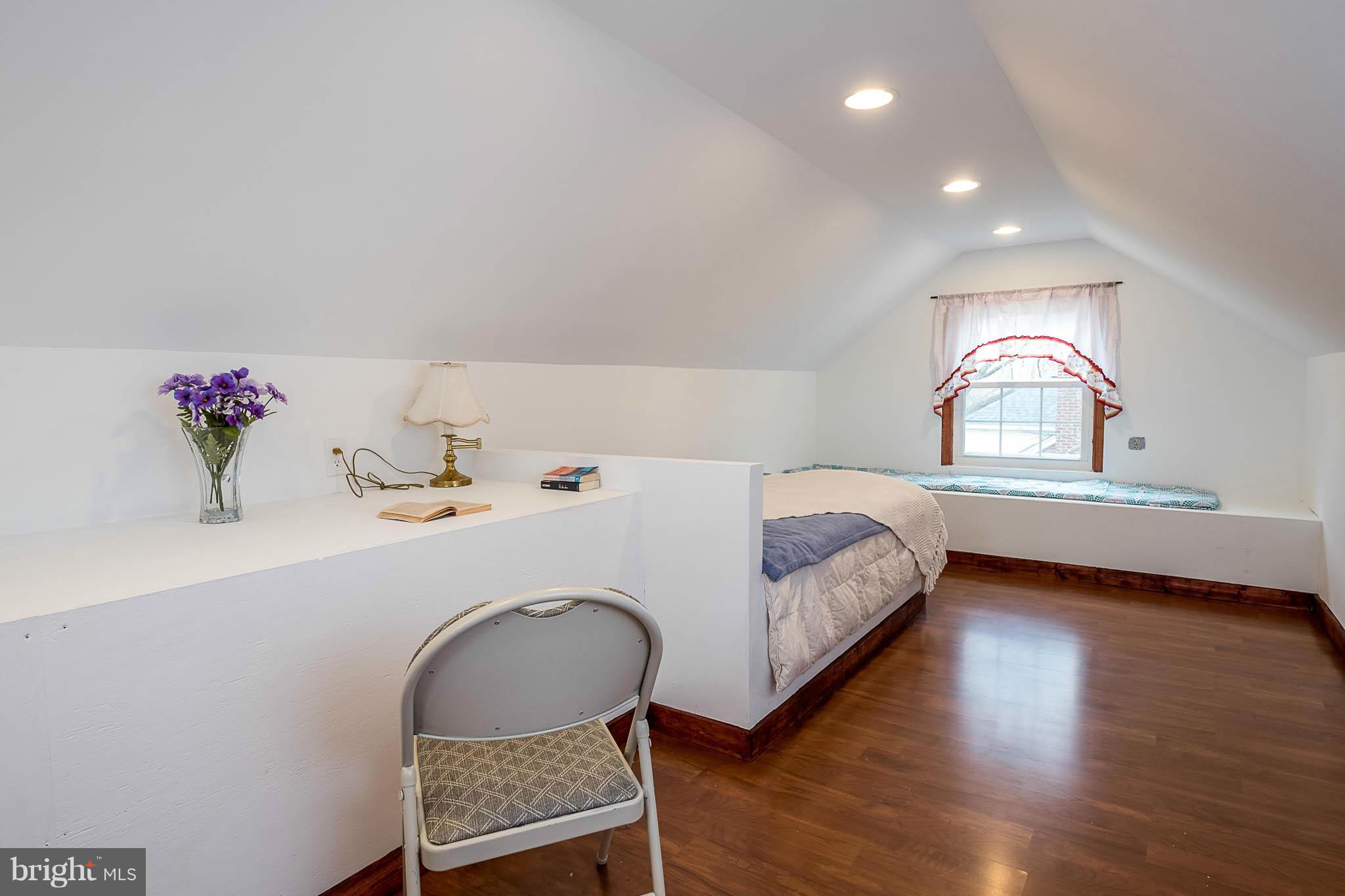 UNIVERSITY PARK - Residential