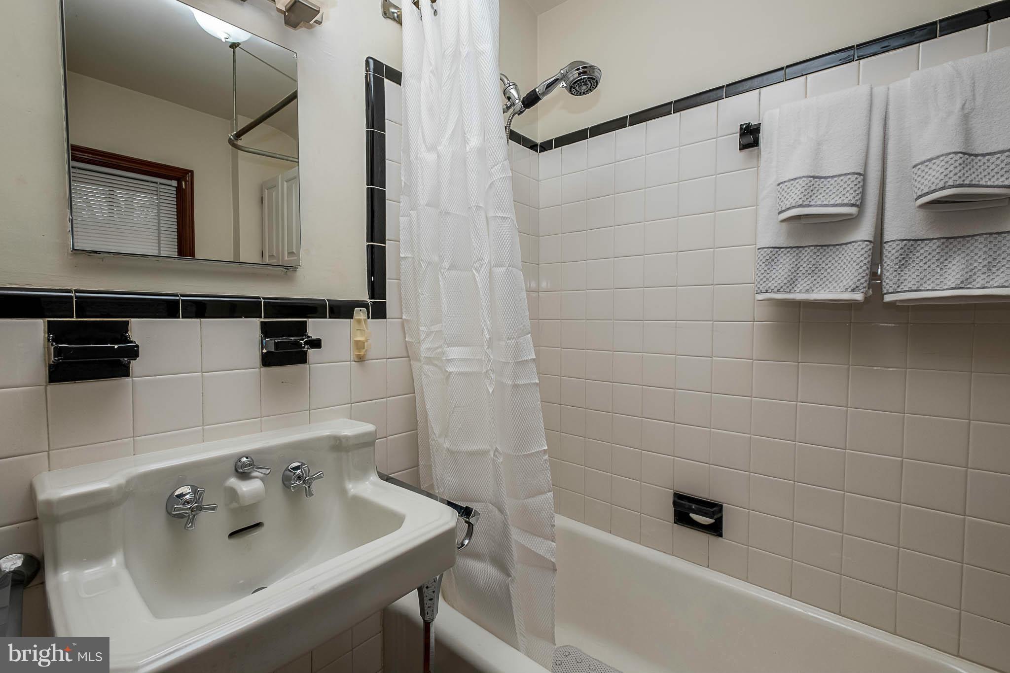 UNIVERSITY PARK - Residential