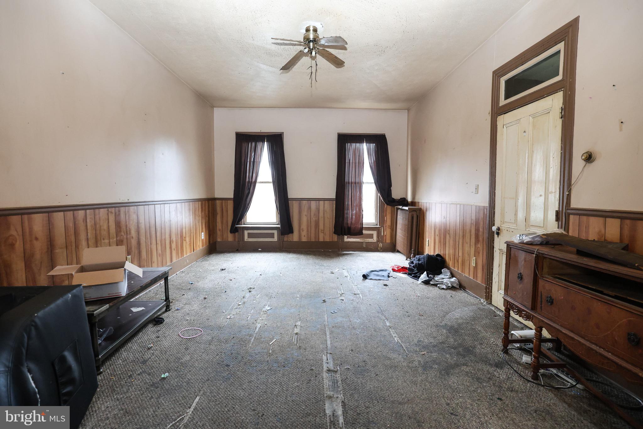 MINERSVILLE - Residential