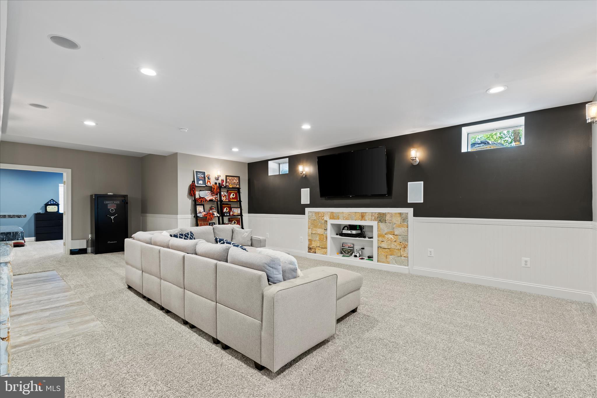 CHASE AT BELMONT COUNTRY - Residential