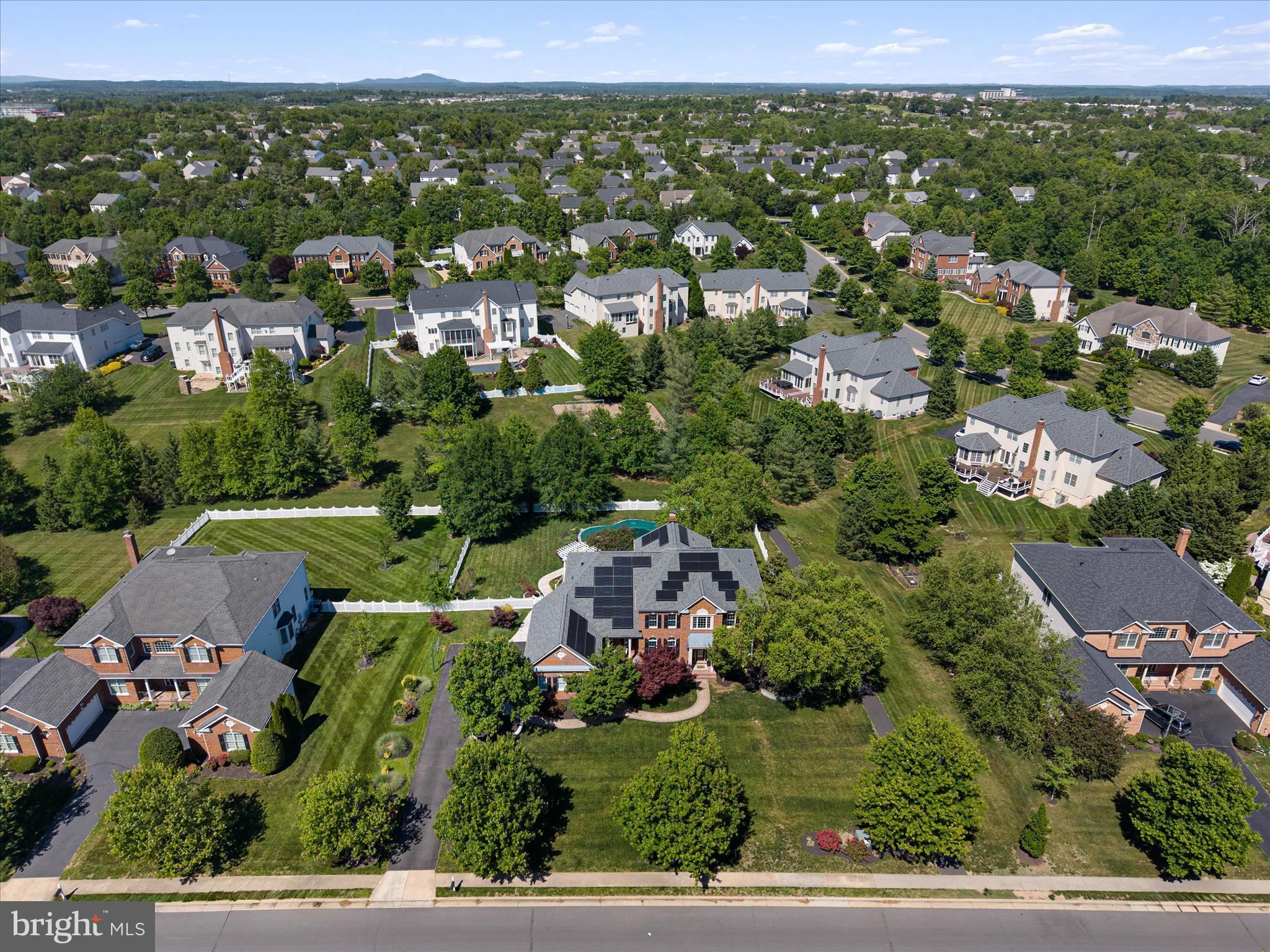 CHASE AT BELMONT COUNTRY - Residential