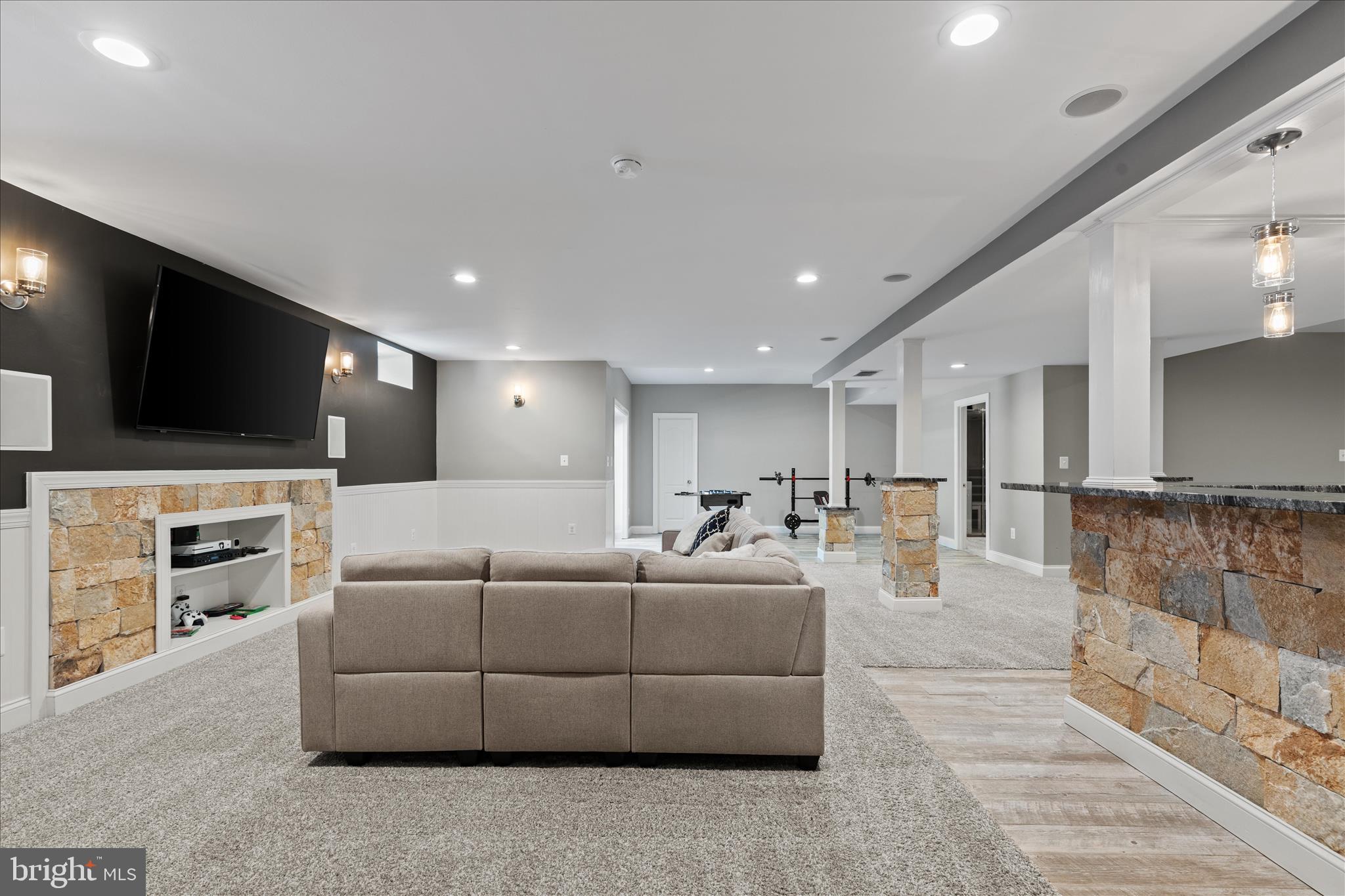 CHASE AT BELMONT COUNTRY - Residential
