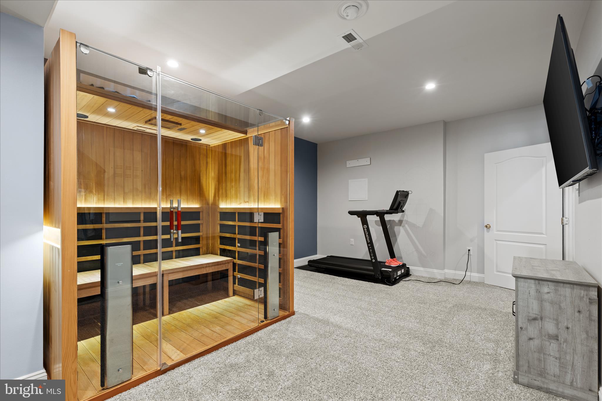 CHASE AT BELMONT COUNTRY - Residential