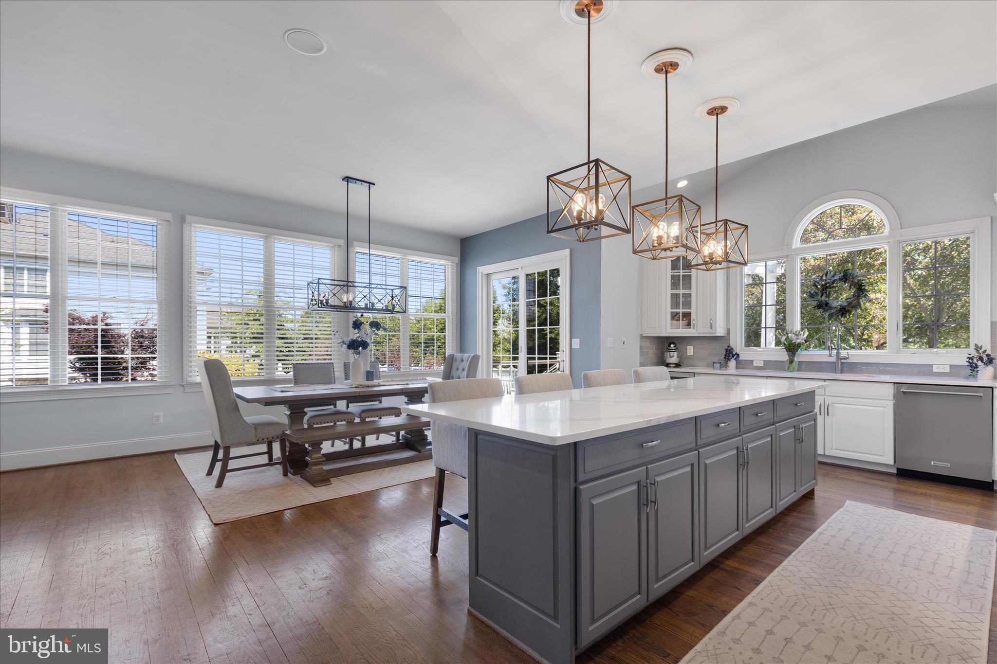 CHASE AT BELMONT COUNTRY - Residential
