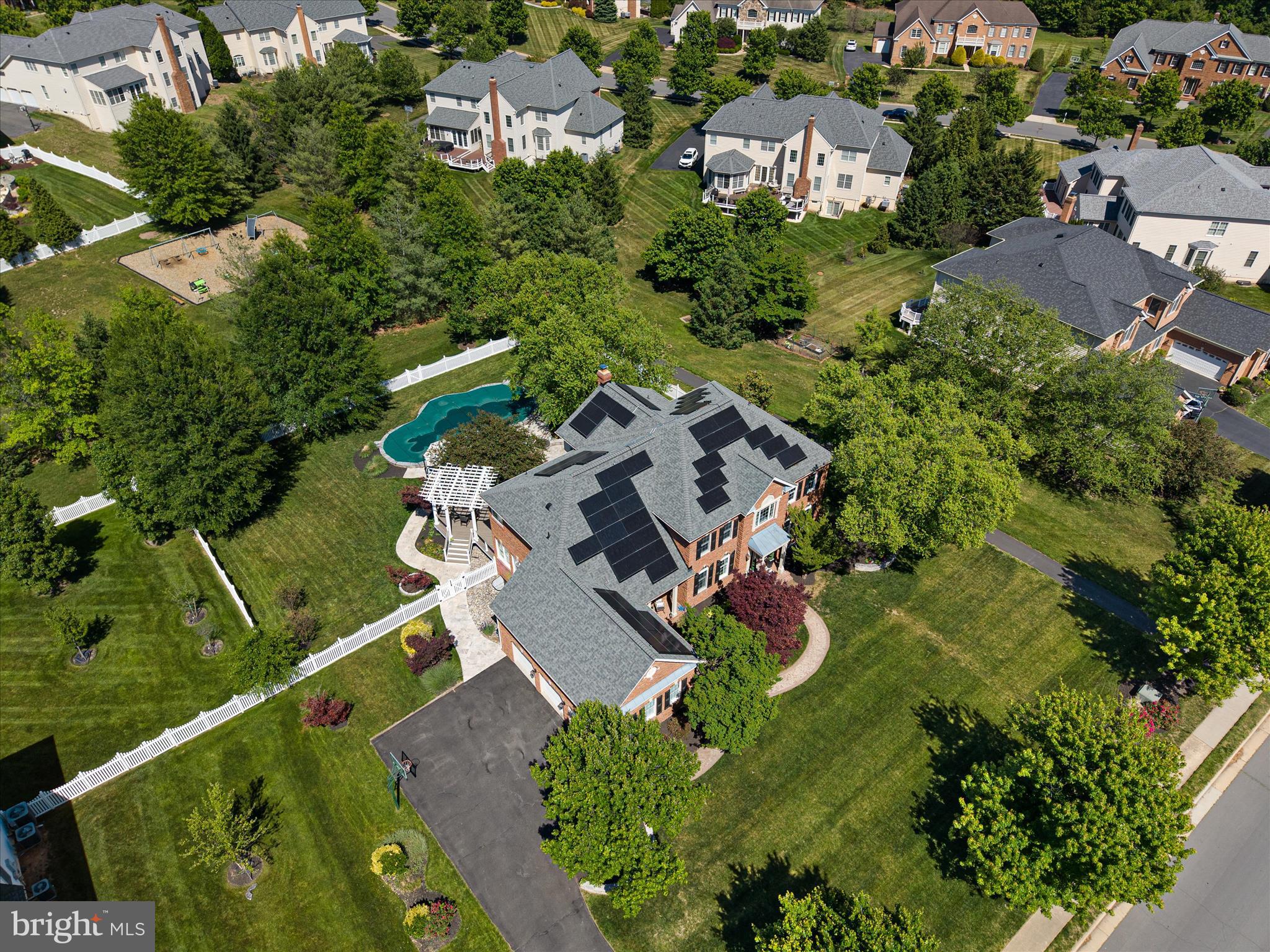 CHASE AT BELMONT COUNTRY - Residential