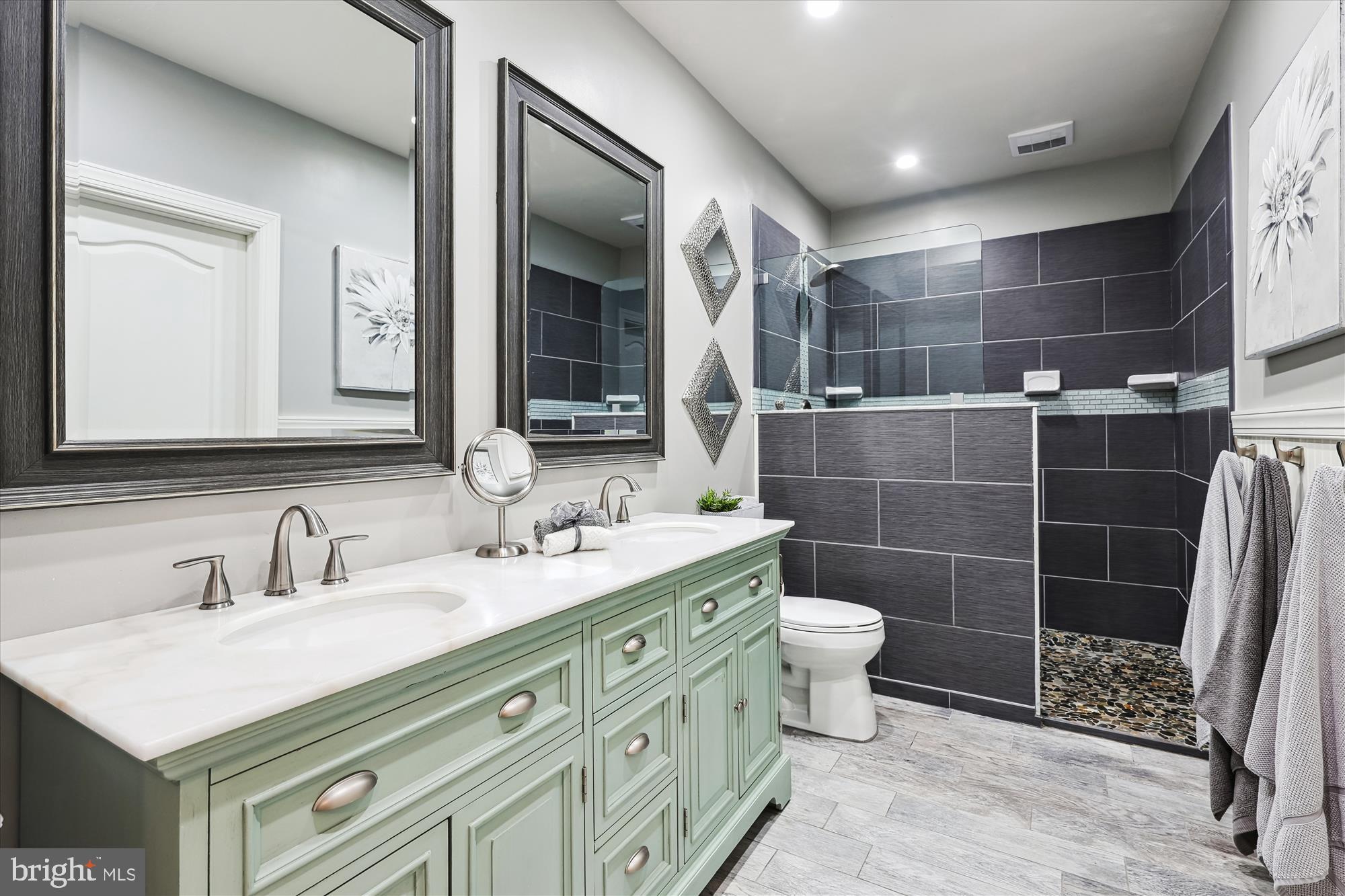 CHASE AT BELMONT COUNTRY - Residential