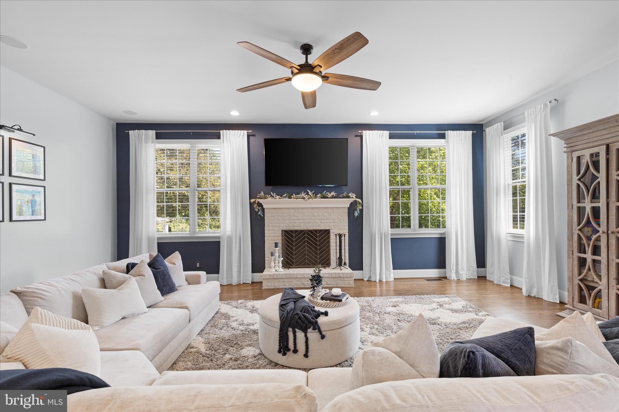 CHASE AT BELMONT COUNTRY - Residential