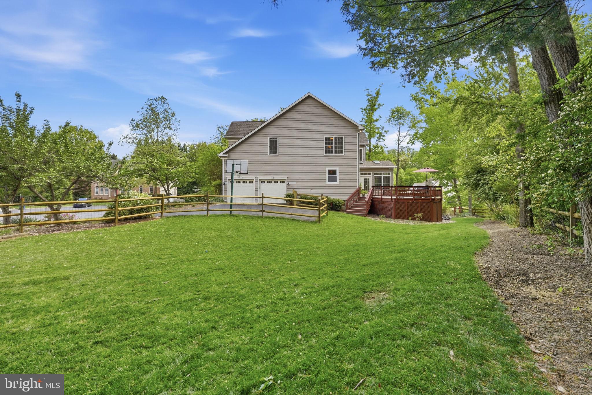 MANORS AT WOLF TRAP - Residential