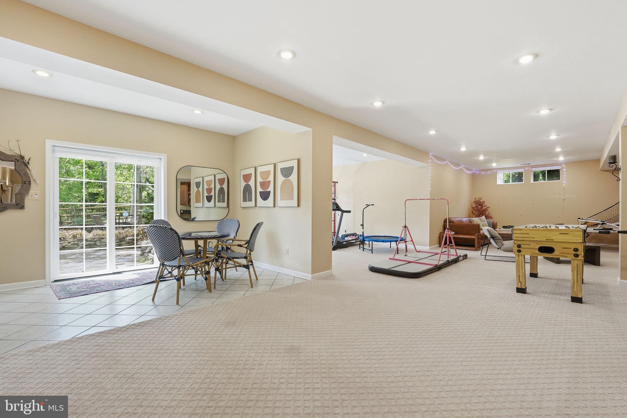 MANORS AT WOLF TRAP - Residential