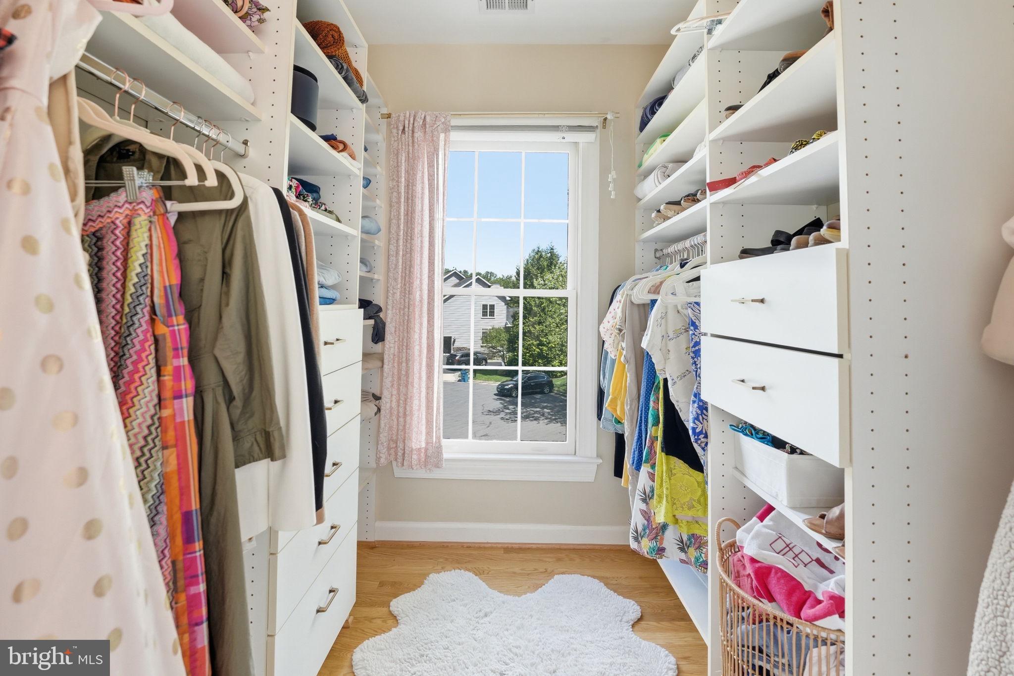 MANORS AT WOLF TRAP - Residential