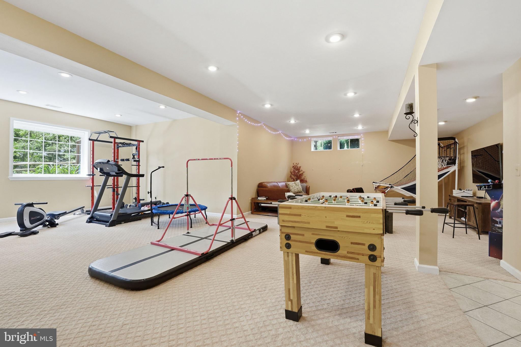 MANORS AT WOLF TRAP - Residential