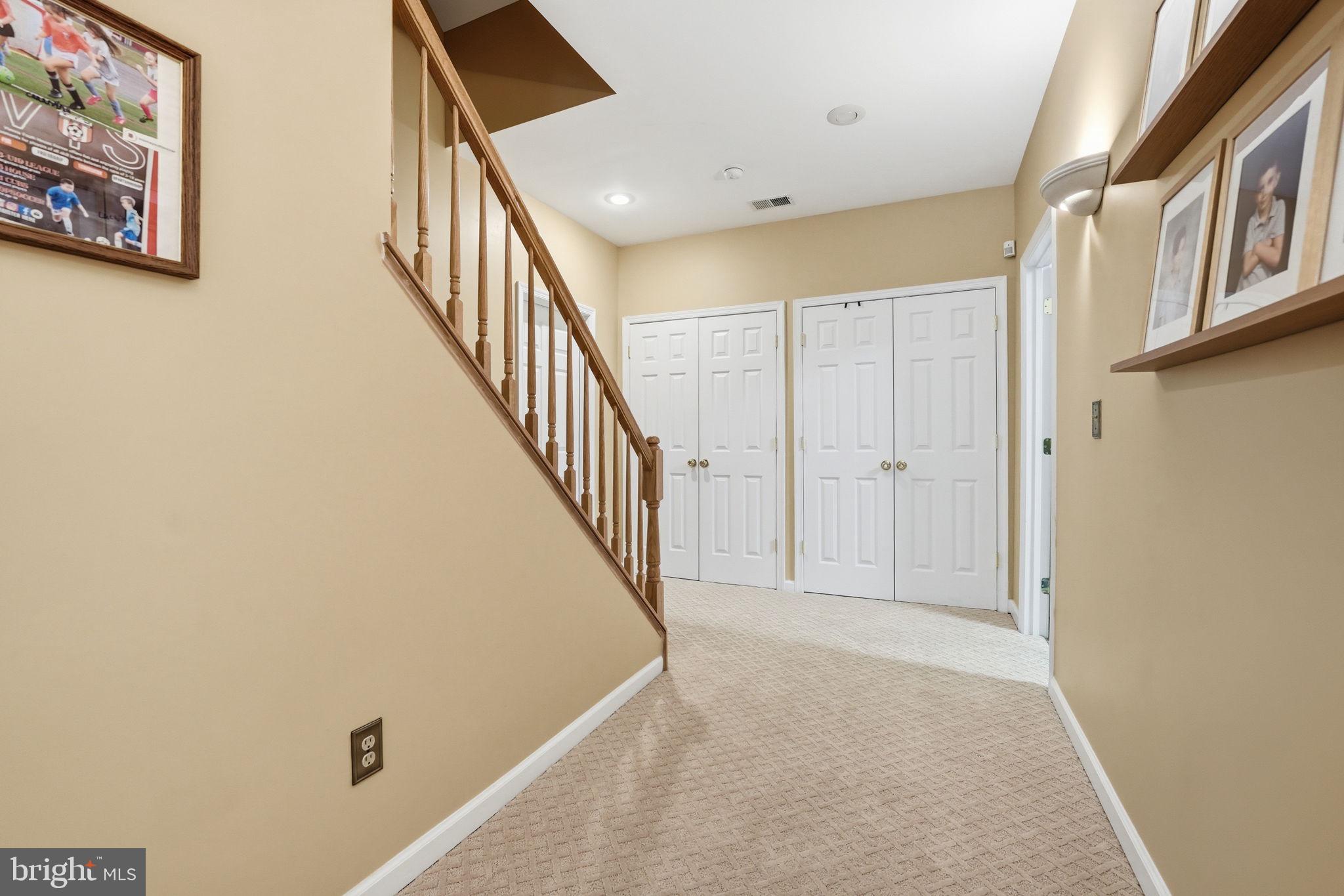 MANORS AT WOLF TRAP - Residential