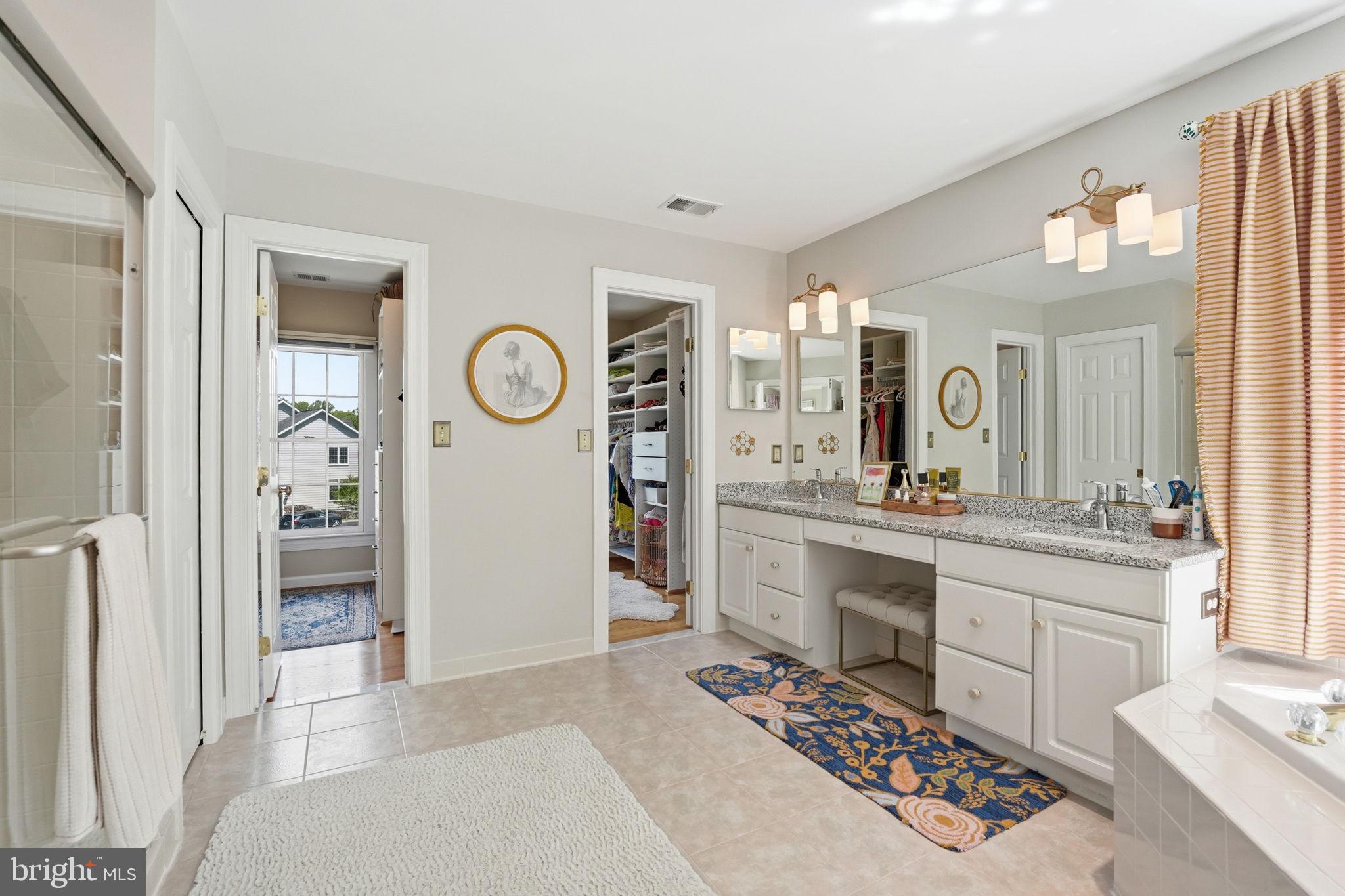 MANORS AT WOLF TRAP - Residential