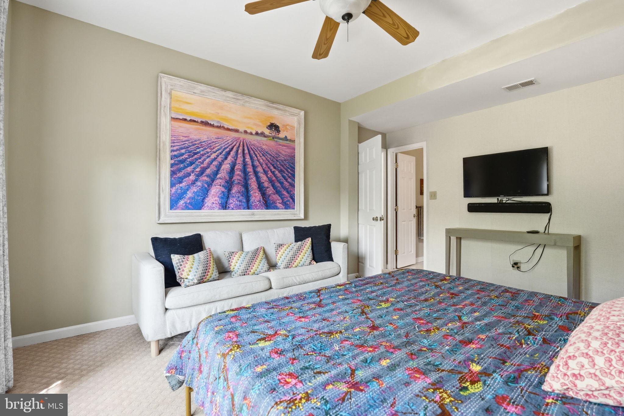 MANORS AT WOLF TRAP - Residential