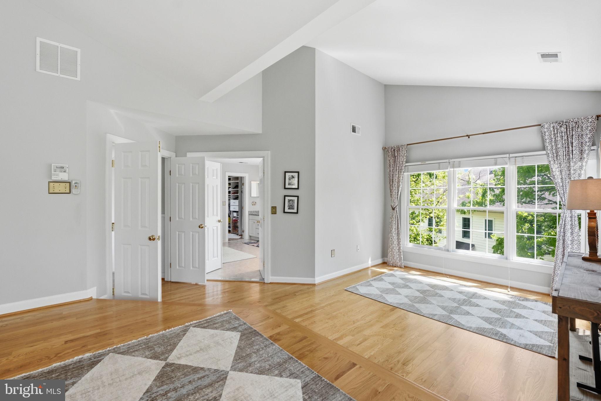 MANORS AT WOLF TRAP - Residential